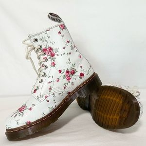 Dr. Martens | White Portland Rose | 1460 Boot | Women’s 7